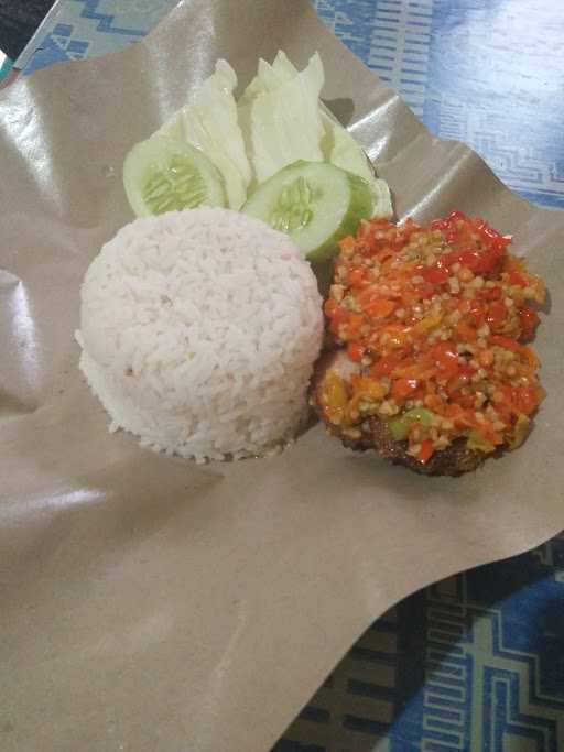 Ayam Penyet Kedoya 3