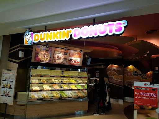 Dunkin' Donuts 7