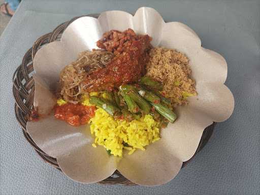 Nasi Kuning Ambon Margonda 9