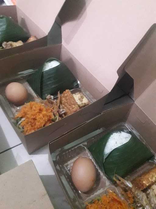 Nasi Uduk Bu Nunung 8