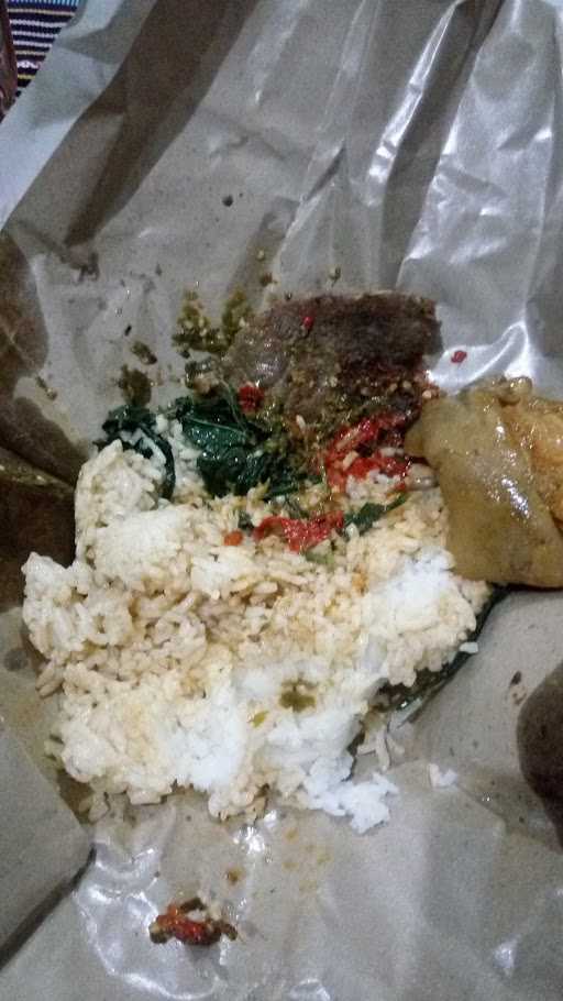 Rumah Makan Ajo Datuak 4