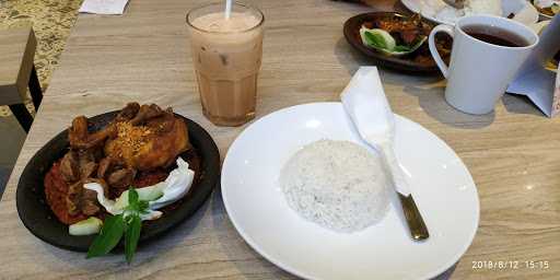 Warung Leko - Margo City 6