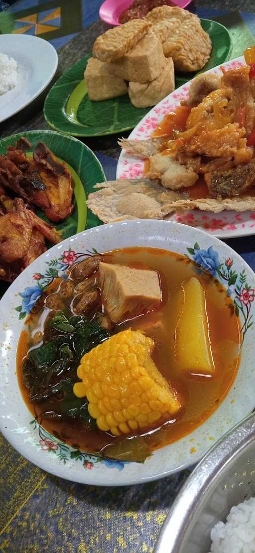 Warung Makan Betawi Ngoempoel 2