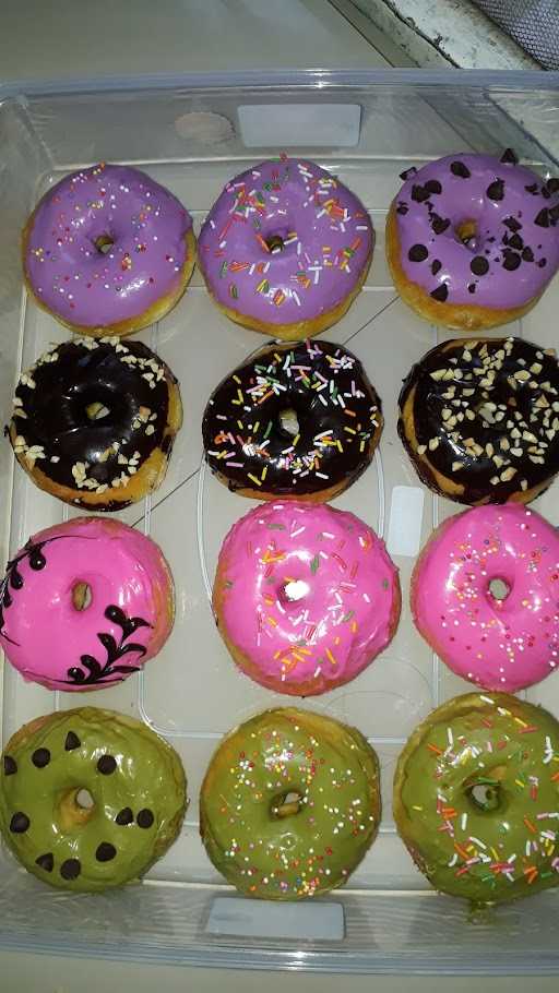 Yummy Donuts 8