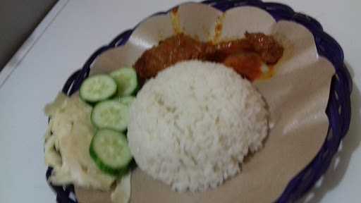 Tias Cafe Indonesian Food'S 9