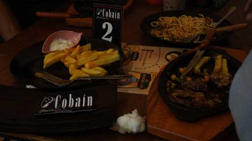 Cobain Steakhouse 8