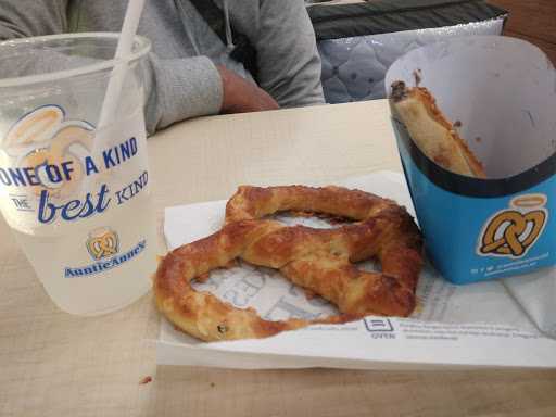 Auntie Anne'S - Metropolitan Mall Bekasi 7