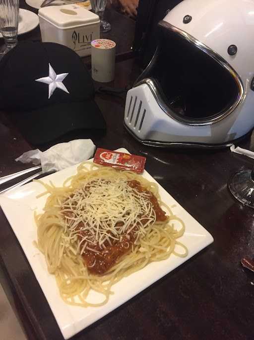 Racer Cafe Bekasi 7