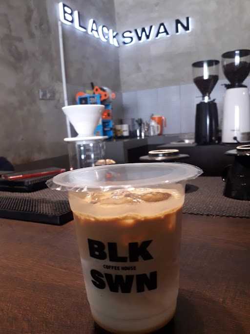 Blkswn Coffee House 4