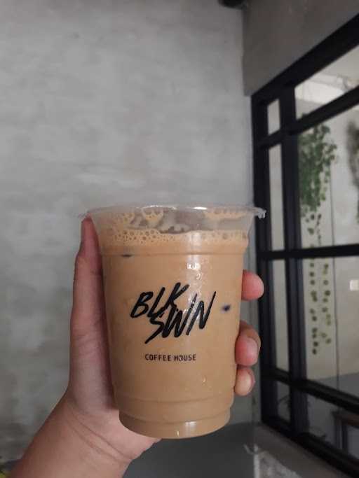 Blkswn Coffee House 3