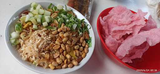 Bubur Bang Jaenal - Tepekong (Klenteng Hok Lay Kiong) Bekasi 9