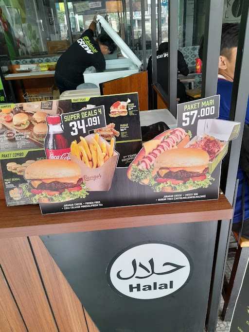 Burger Bangor Kalimalang 4