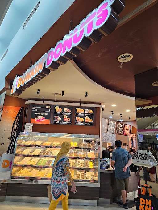 Dunkin' Donuts Metropolitan Mall 8