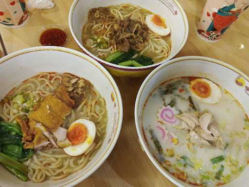 Golden Lamian Mega Bekasi Hypermall 1