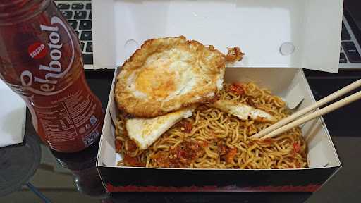 Indomie Pedas Mampus Abang Adek 4