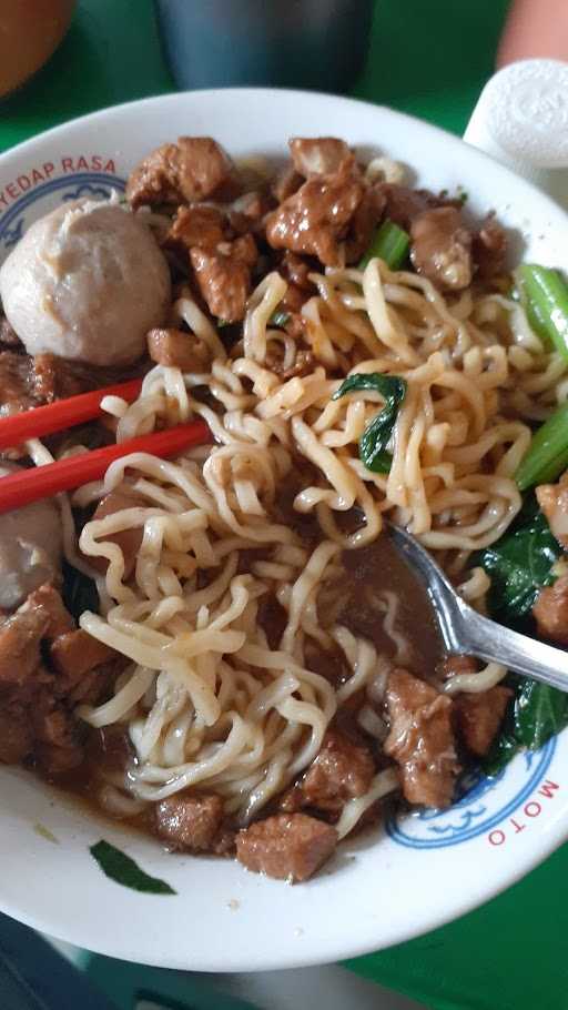 Mie Ayam & Bakso Pakde Mangun 4