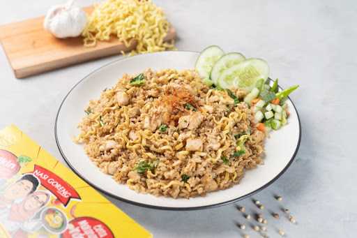 Nasi Goreng Laki Bini, Pekayon 8