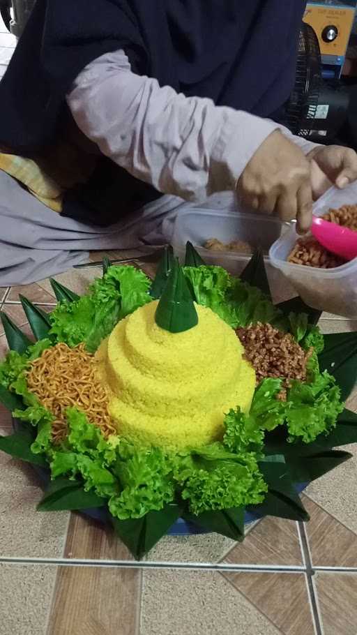 Nasi Uduk Bw (Nasi Uduk & Nasi Kuning) 2