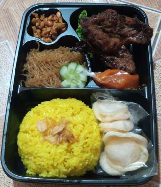 Nasi Uduk Bw (Nasi Uduk & Nasi Kuning) 6