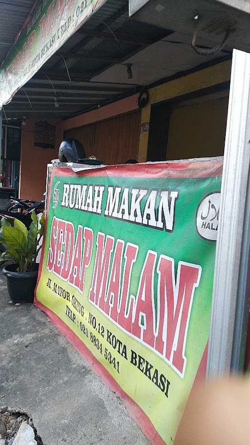 Rumah Makan Sedap Malam 6