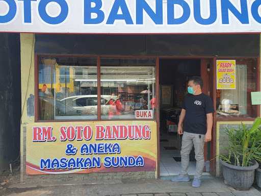 Rumah Makan Soto Bandung 10