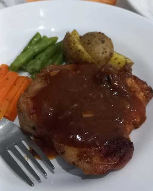 Warung Chicken Steak Mami Sailormoon 5