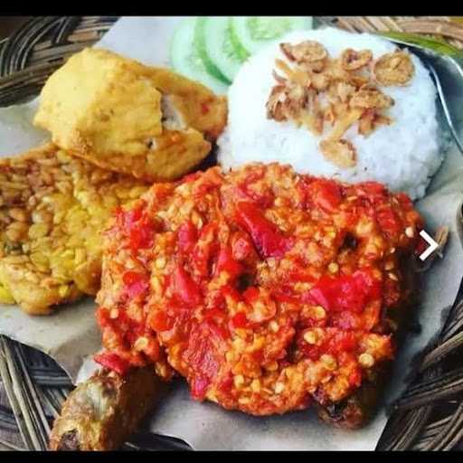 Ayam Penyet & Bakar Shesilia 3