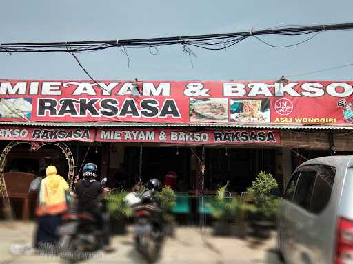 Bakso & Mie Ayam Raksasa 10