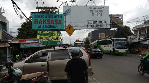 Bakso & Mie Ayam Raksasa 1