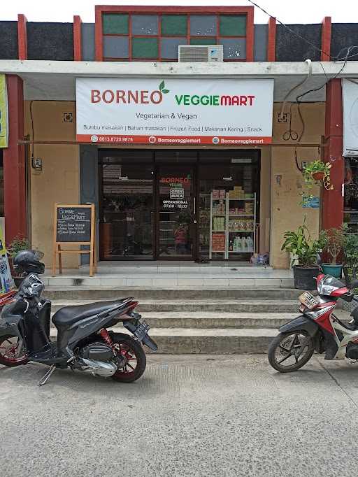 Borneo Veggie Mart 10