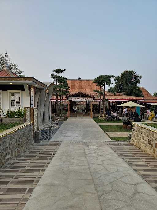 Kampoeng Lalada 7