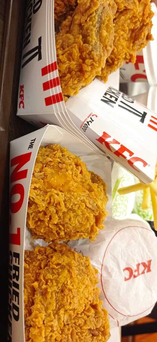 KFC - Cut Mutia Bekasi 5