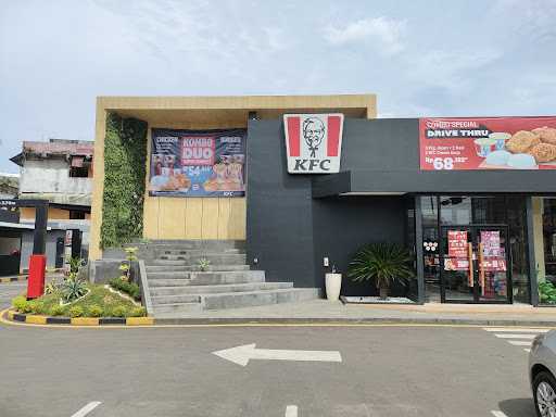 KFC - Cut Mutia Bekasi 8