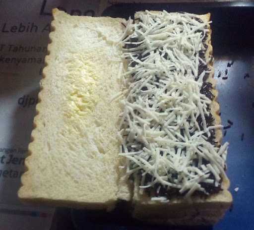 Roti Bakar Hendri 6