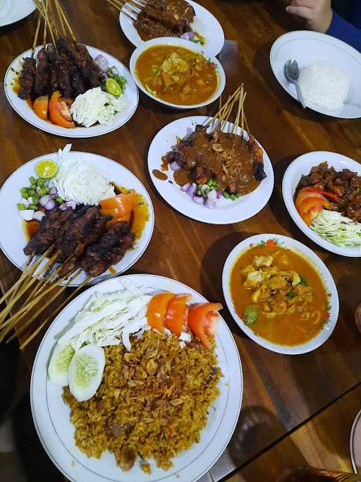 Sate & Tongseng Pak Budi 3