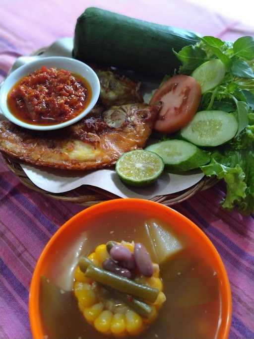 Warung Dua Dara 5