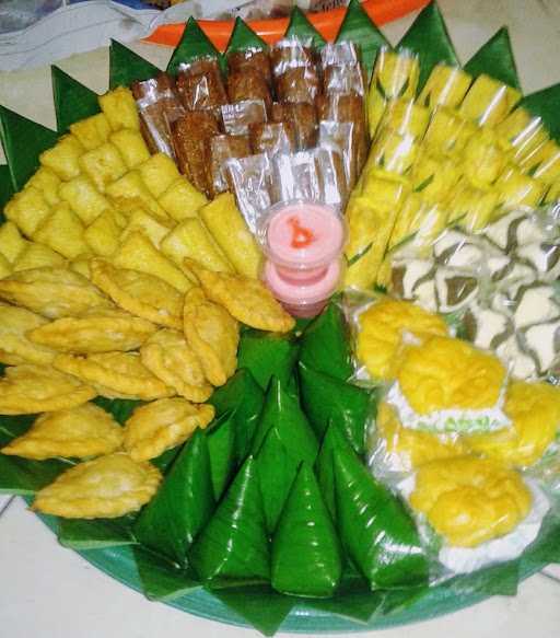 Dapur Kue Teh Oneng 4