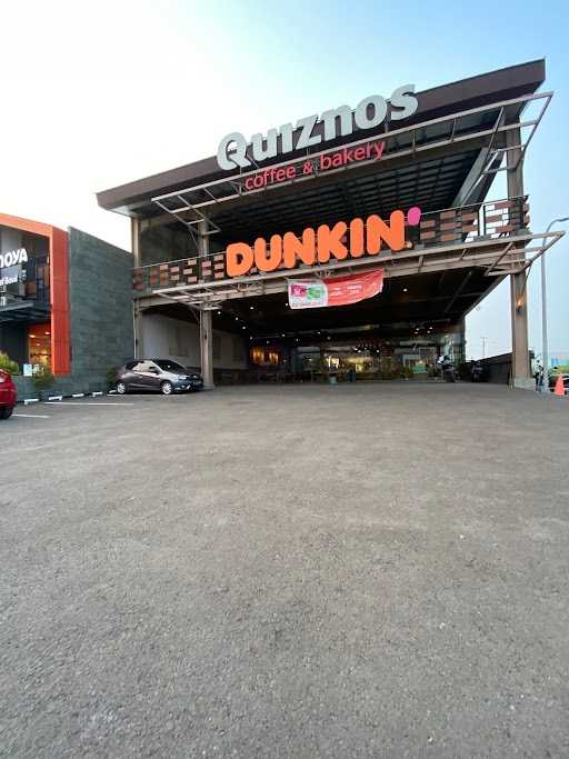 Dunkin Donut’S Golden City Bekasi 8