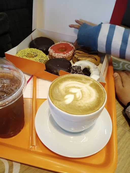 Dunkin Donut’S Golden City Bekasi 2