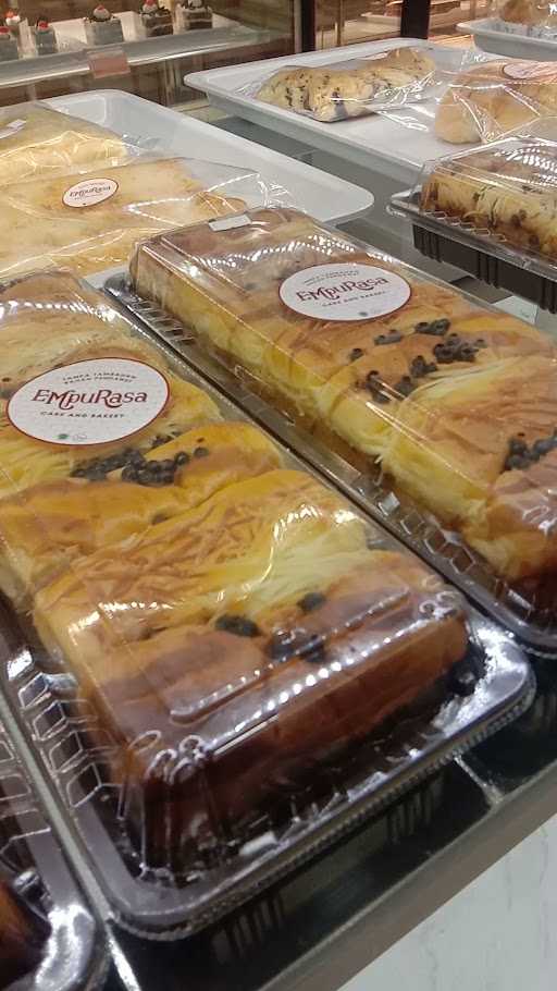 Empurasa Cake & Bakery 10