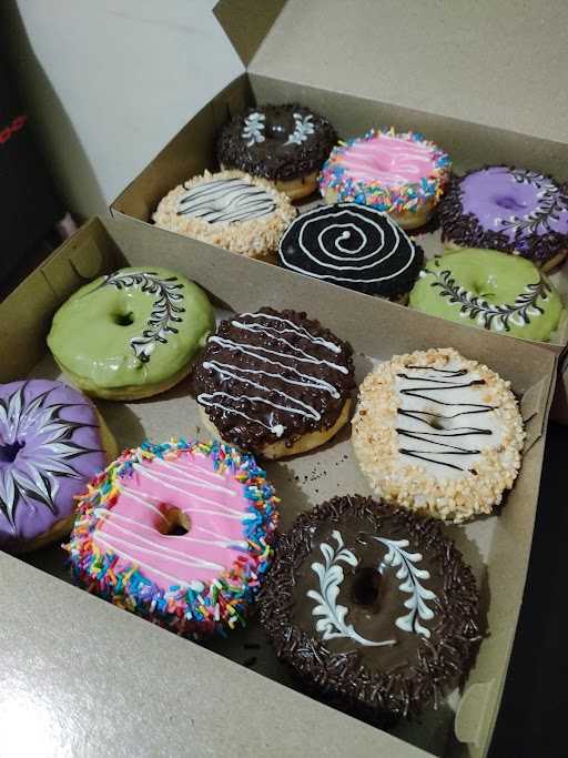 S'Manis Donuts 2