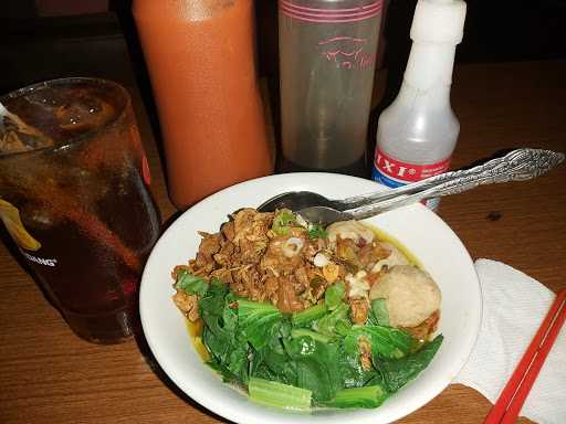 Bakso Raksasa 6