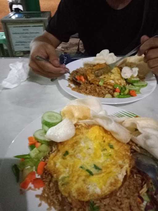 Nasi Goreng Mas Afdhal Dekat Pertigaan Paku 4