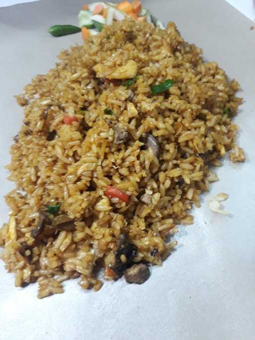 Nasi Goreng Spesial Bapa Abil 10