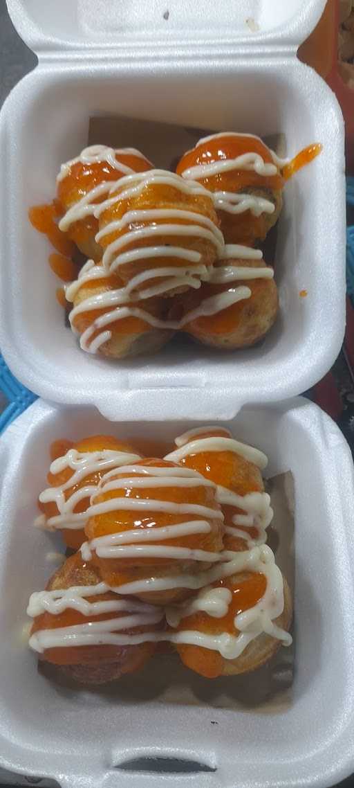 Takoyaki & Lumpia Telor  Amiqu  3