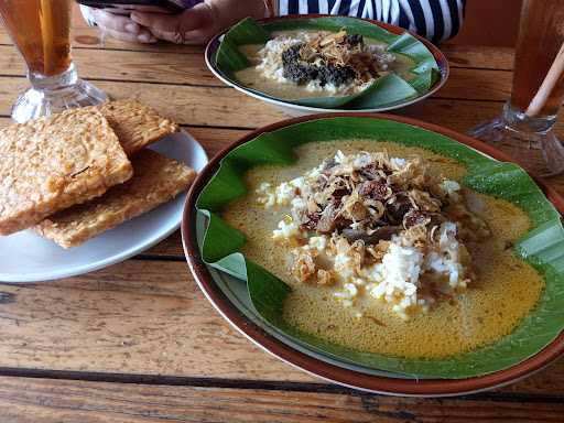 Warung Makan Nasi Gandul Nyah Temoe 4