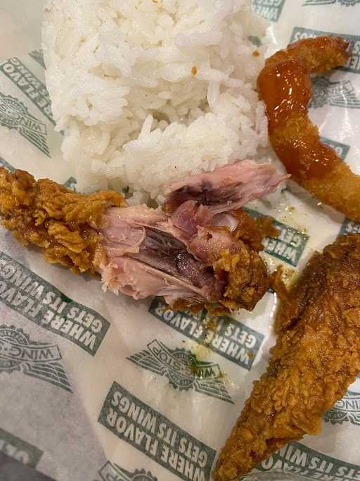 Wingstop Summarecon Mall Bekasi 4