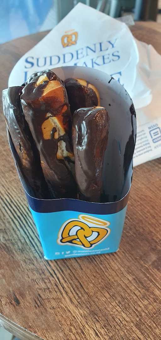 Auntie Anne’S - Bandar Udara Internasional Soekarno–Hatta (Terminal 3 Departure) 5