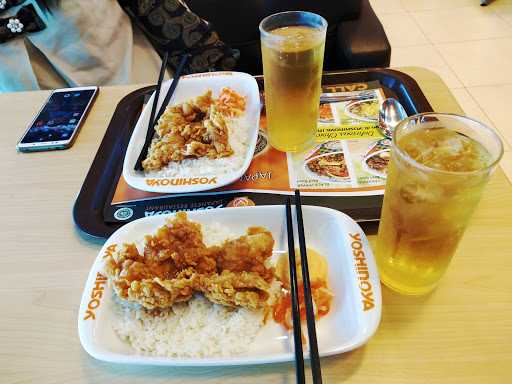 Yoshinoya Terminal 3 Airport Soekarno-Hatta 9