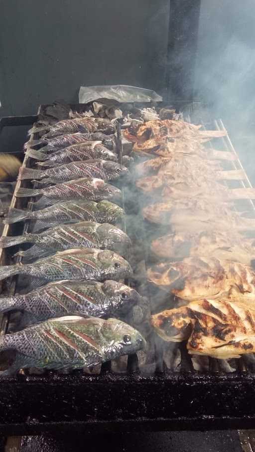 Ikan Bakar Labuan Bajo 3